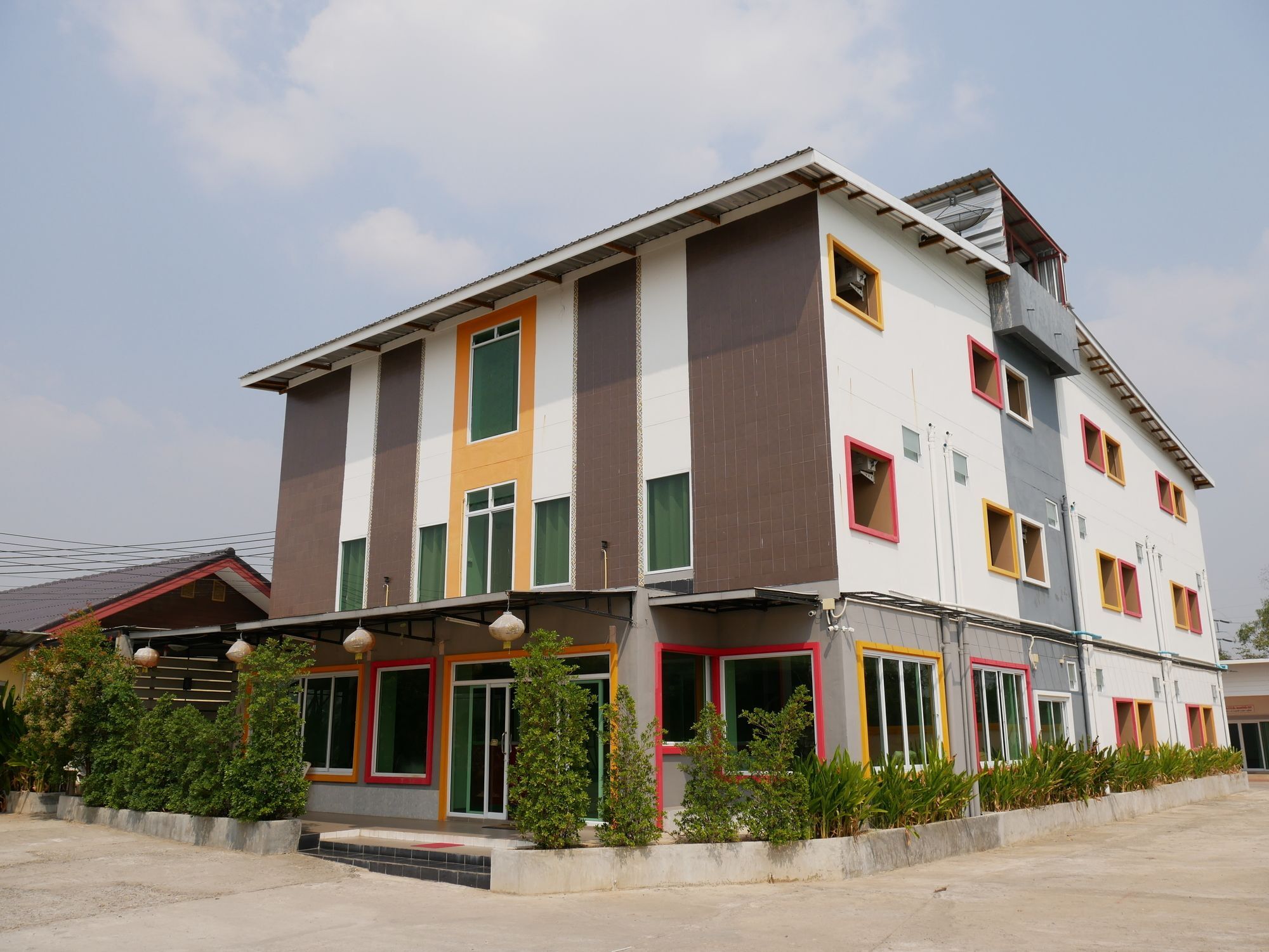 Pk Hotel Buri Ram Exterior foto