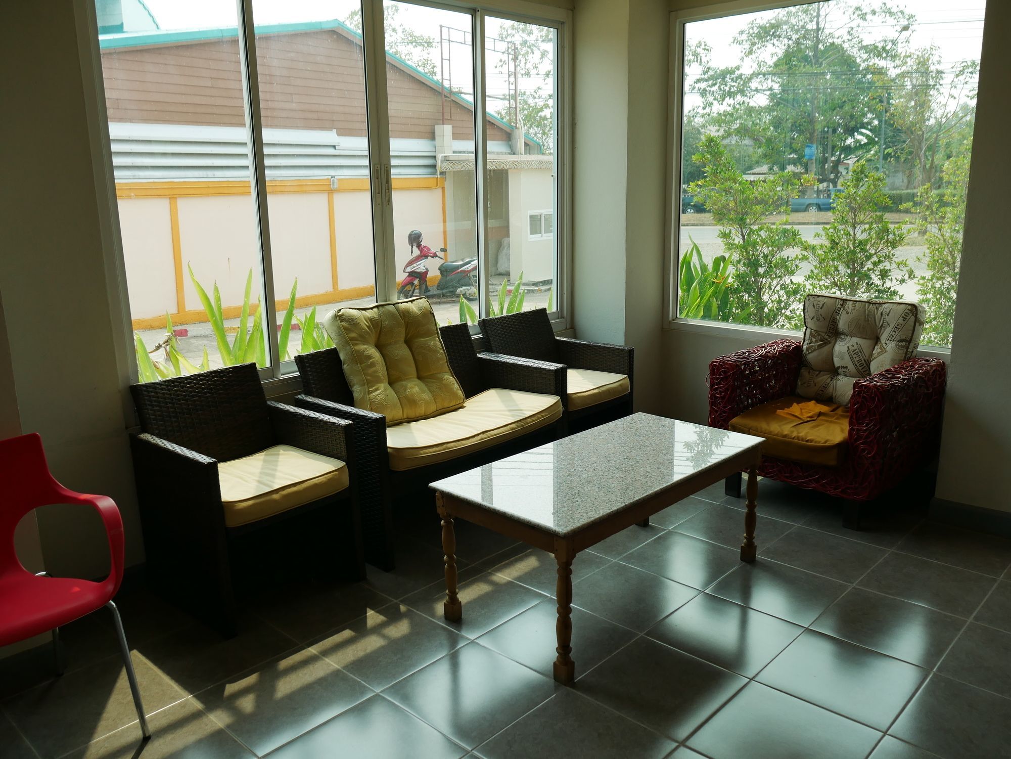 Pk Hotel Buri Ram Exterior foto