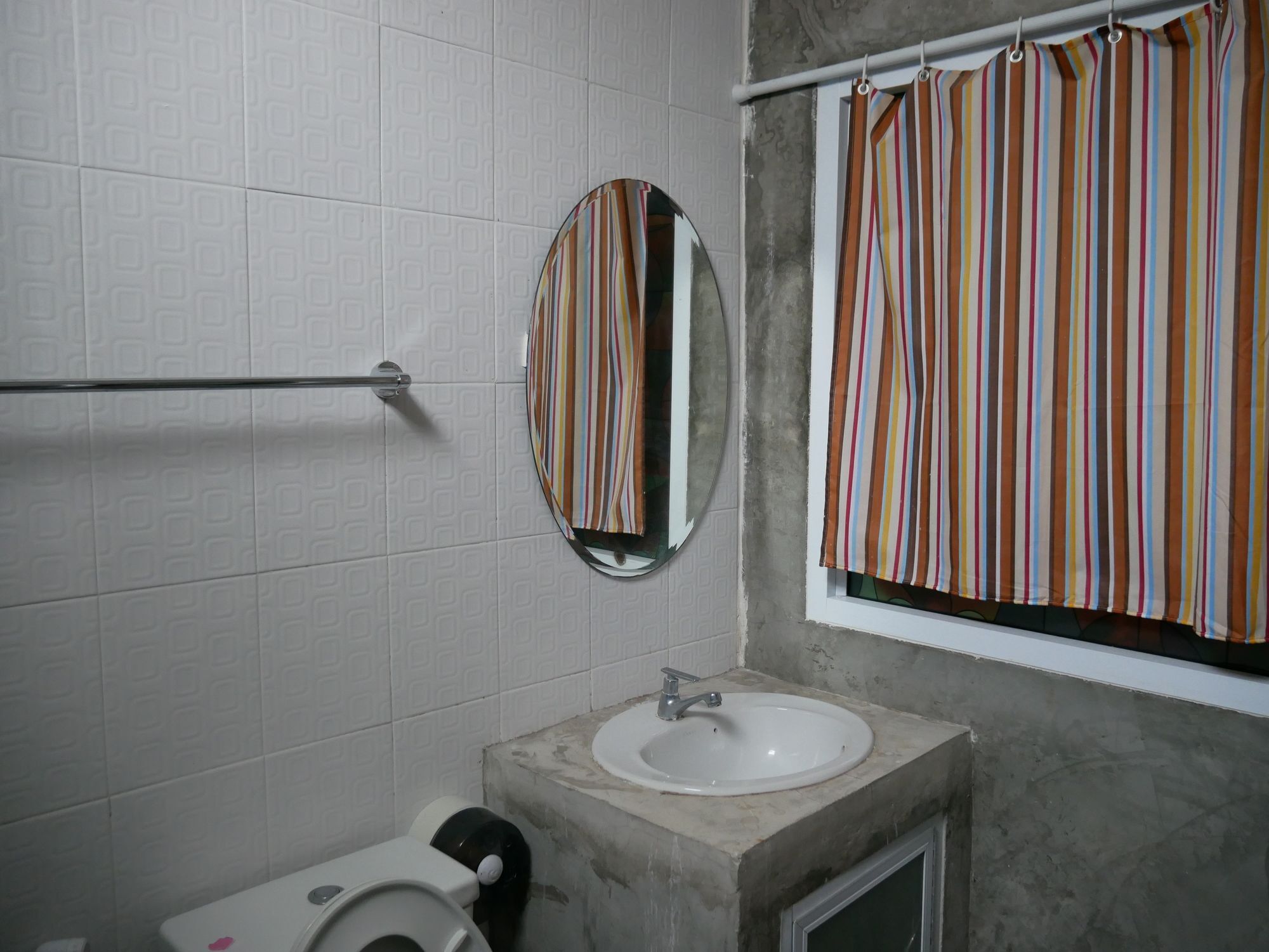 Pk Hotel Buri Ram Exterior foto